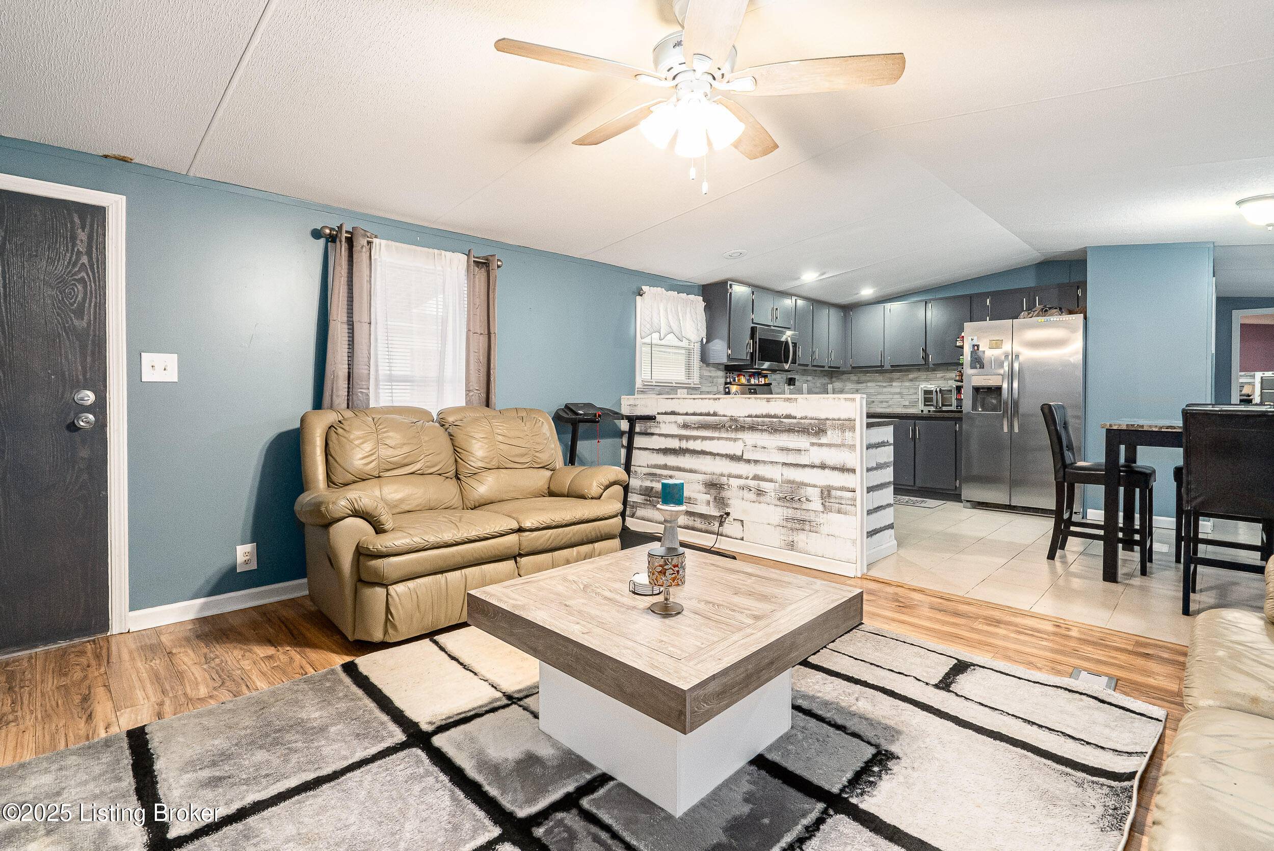 Louisville, KY 40214,3 Royal Ct