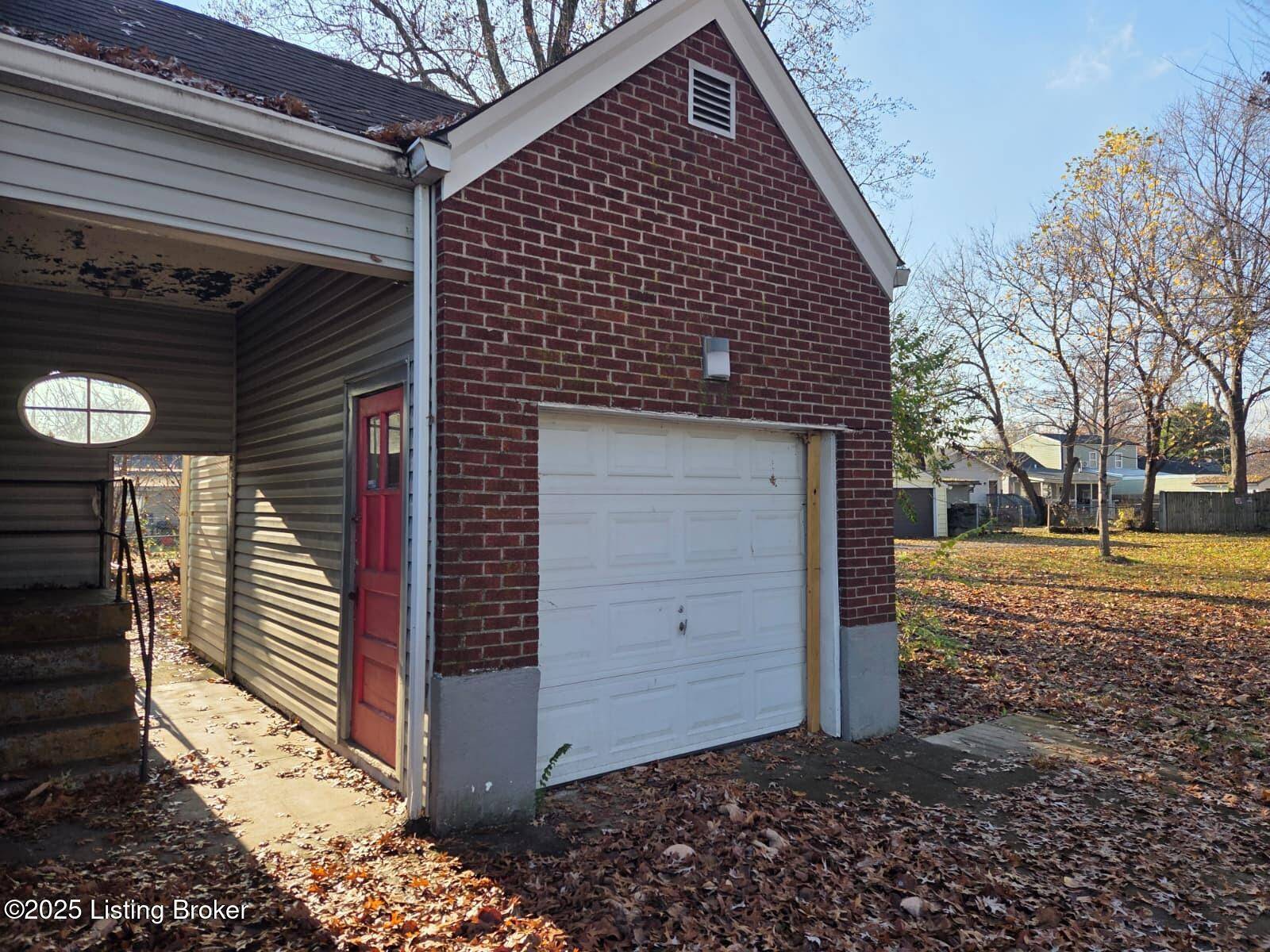 Louisville, KY 40208,716 Algonquin Pkwy