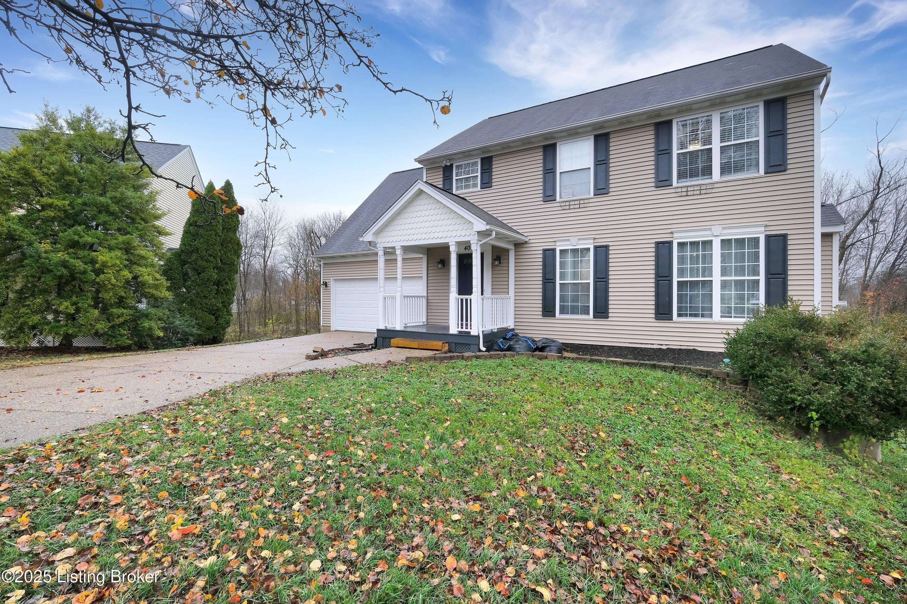 Louisville, KY 40245,4017 Meadowfield Dr