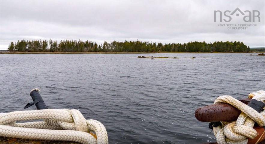 Voglers Cove, NS B0J 2H0,Bark Is