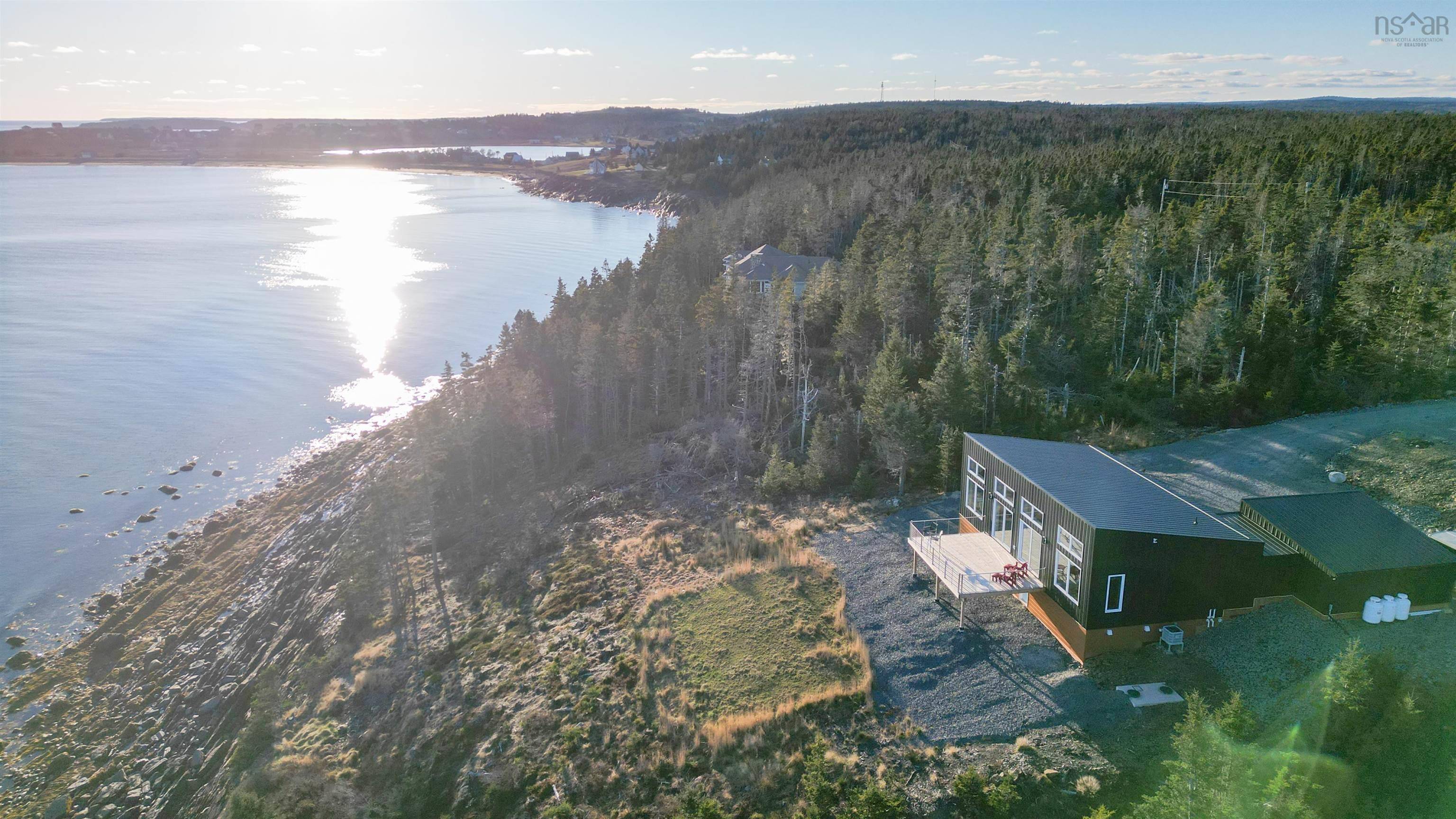 Kingsburg, NS B0J 2X0,200 Middle Rd
