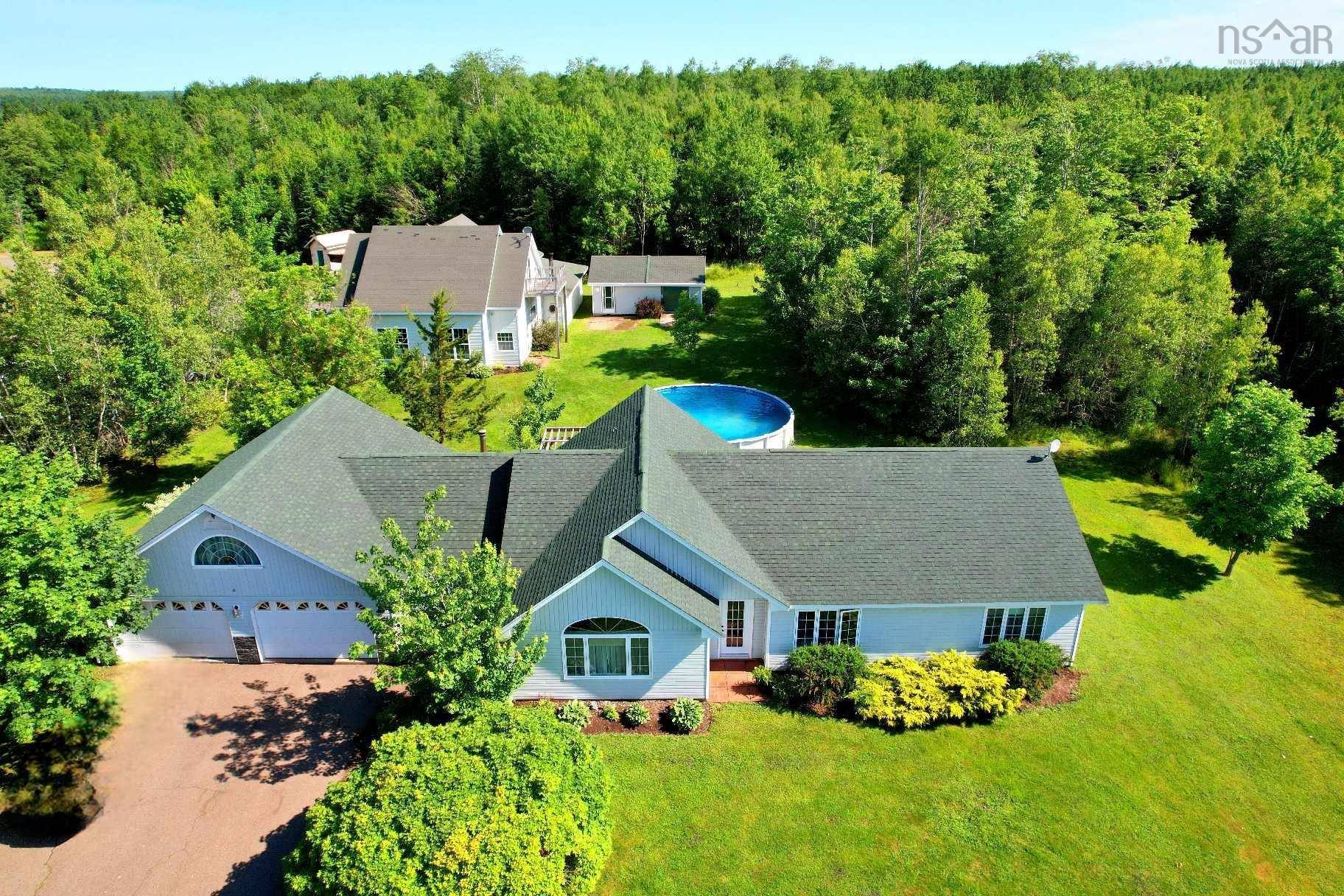 Pleasant Valley, NS B0N 1C0,1042 Pleasant Valley Rd