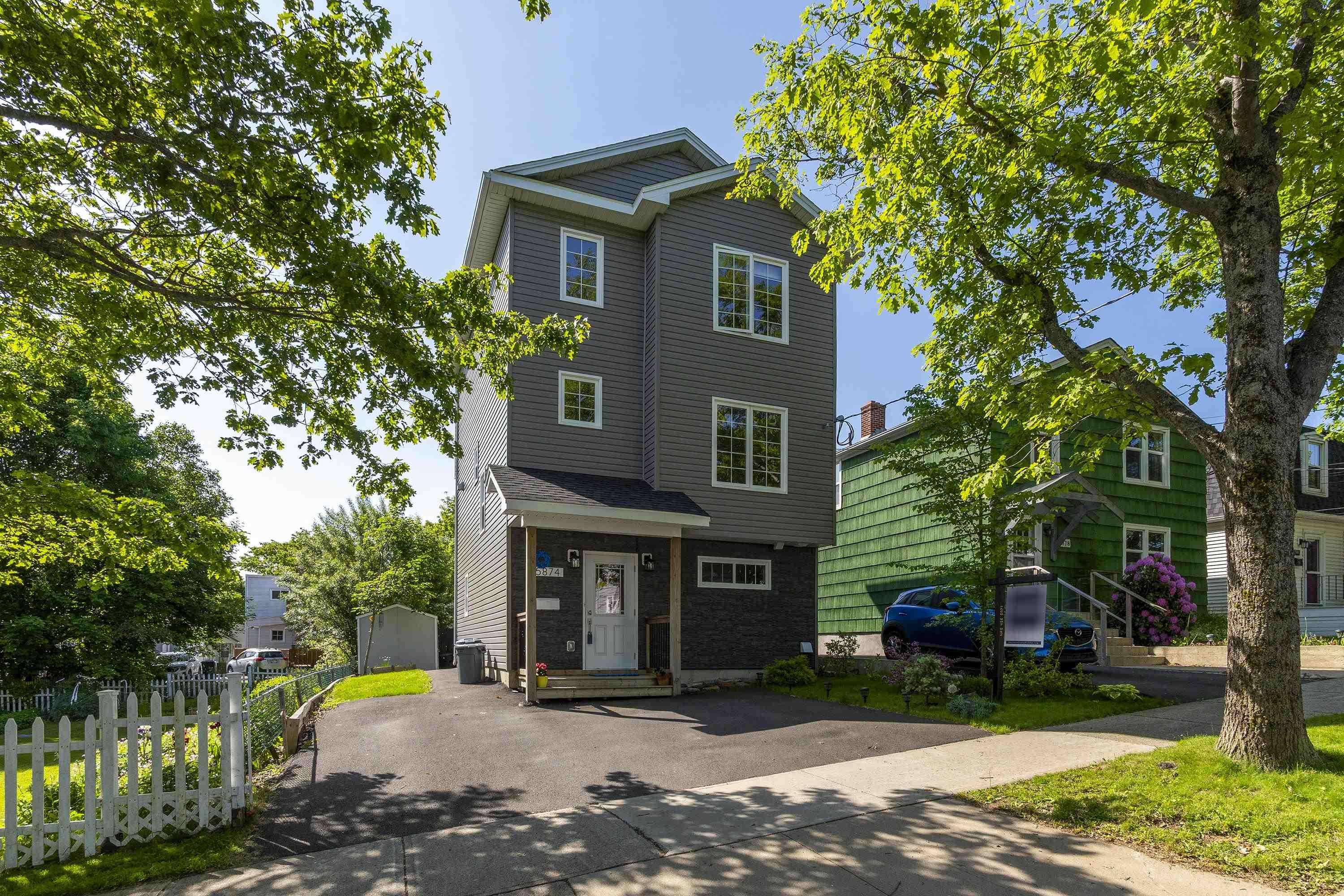 Halifax, NS B3K 2K1,5874 Cabot St