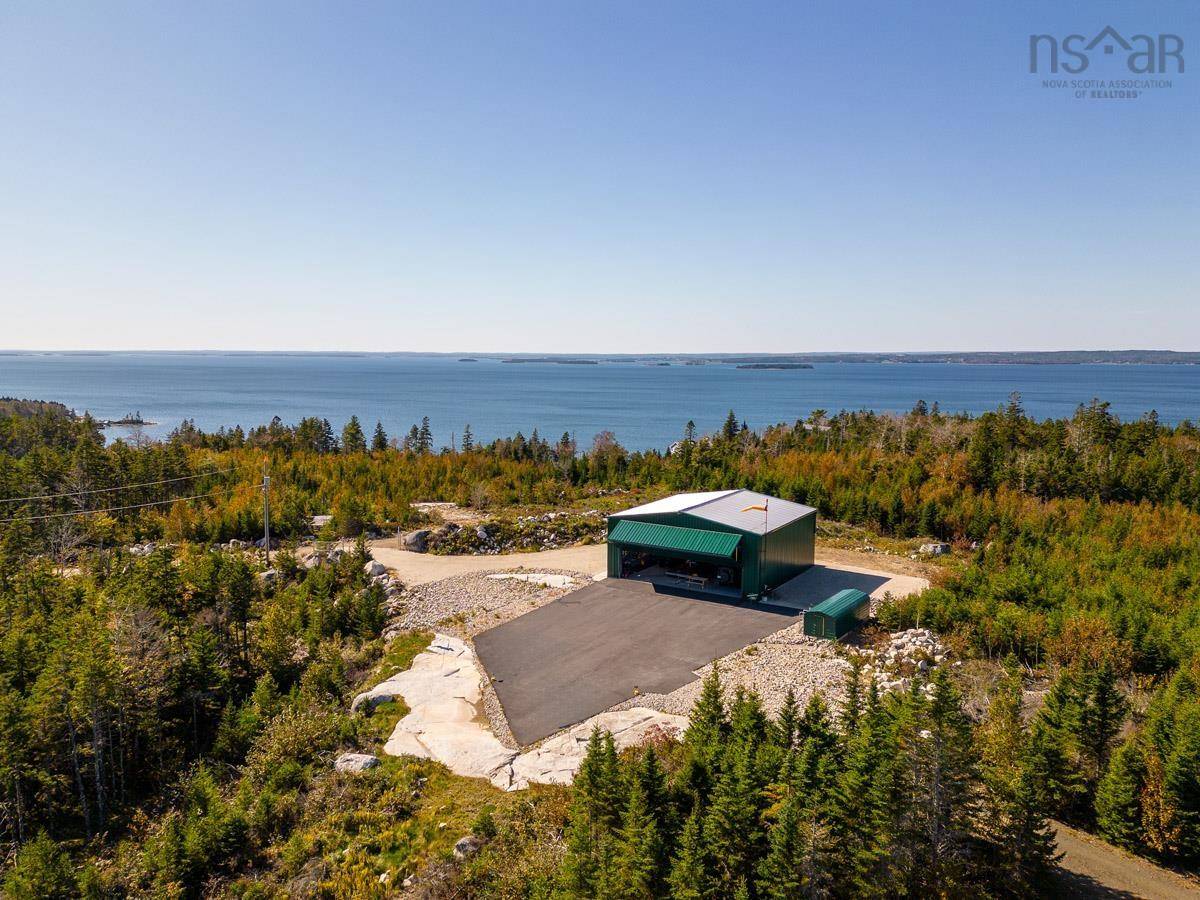 Deep Cove, NS B0J 1T0,38 Deer Ln