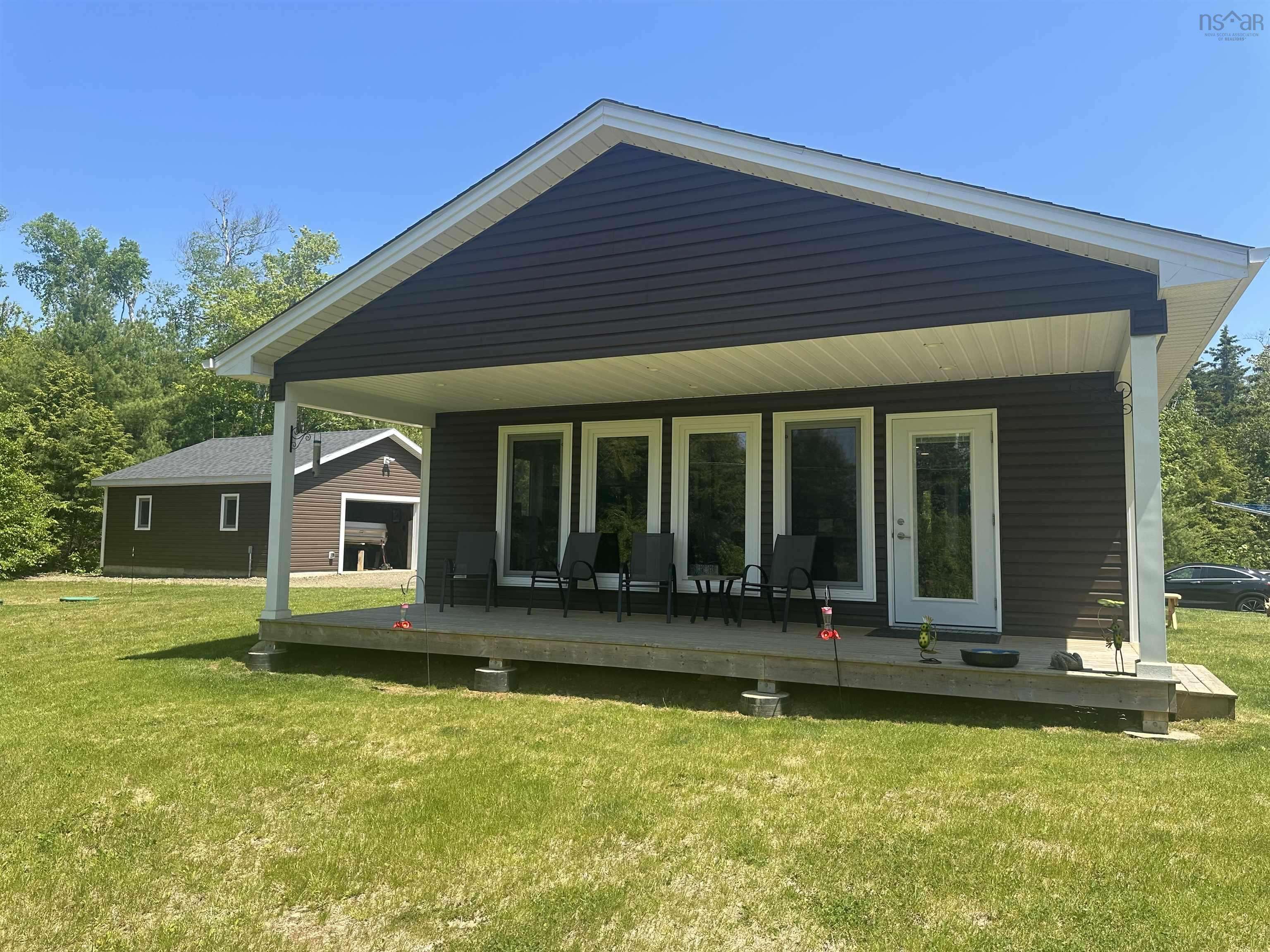 Malagawatch, NS B0E 2Y0,315 Redbird Dr