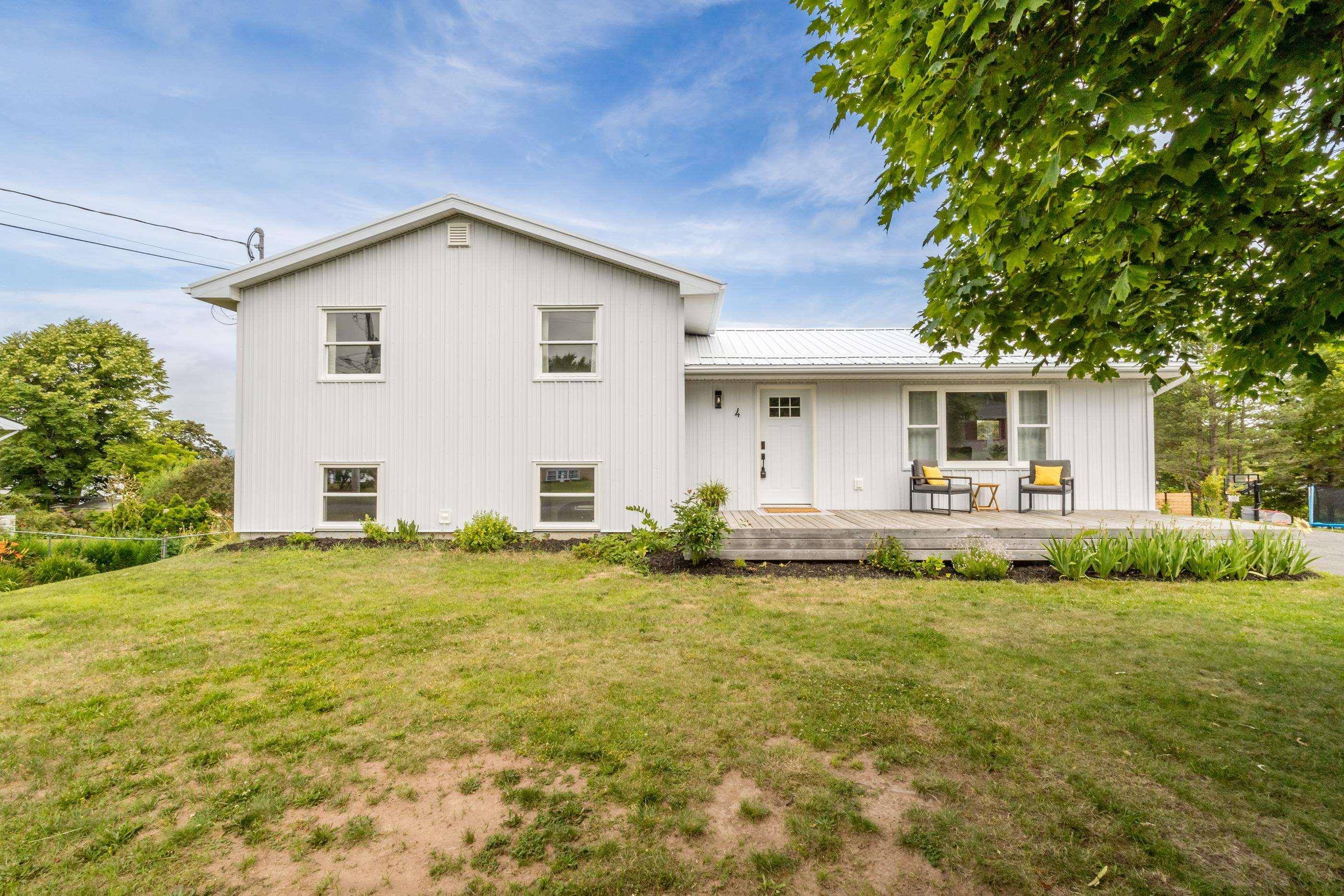 Wolfville, NS B4P 1S7,4 Glooscap Ter