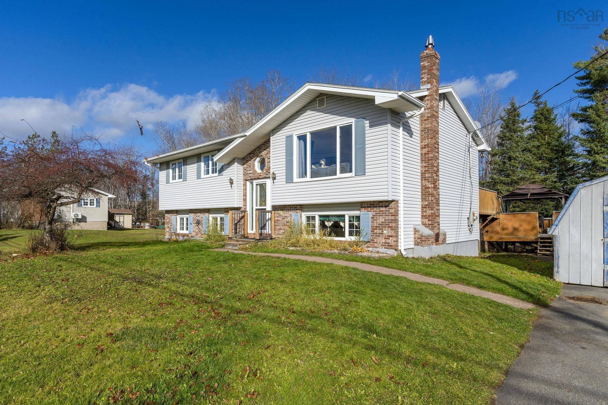 Lantz, NS B2S 1N1,20 Logan Dr