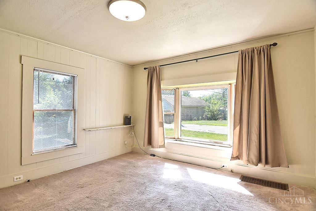 West Carrollton, OH 45449,25 E Lowery Ave