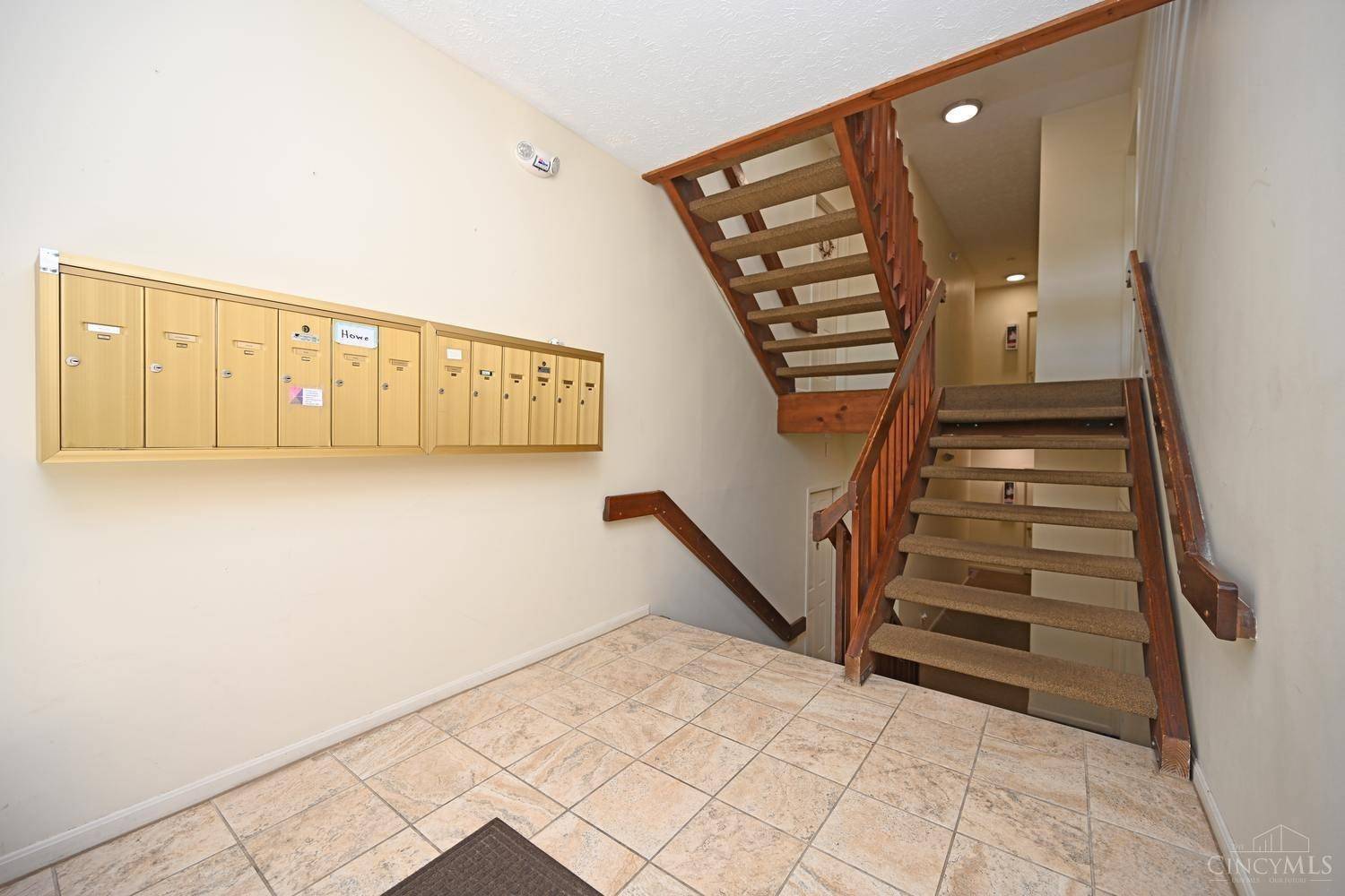 Sycamore Twp, OH 45236,7631 Montgomery Rd #11