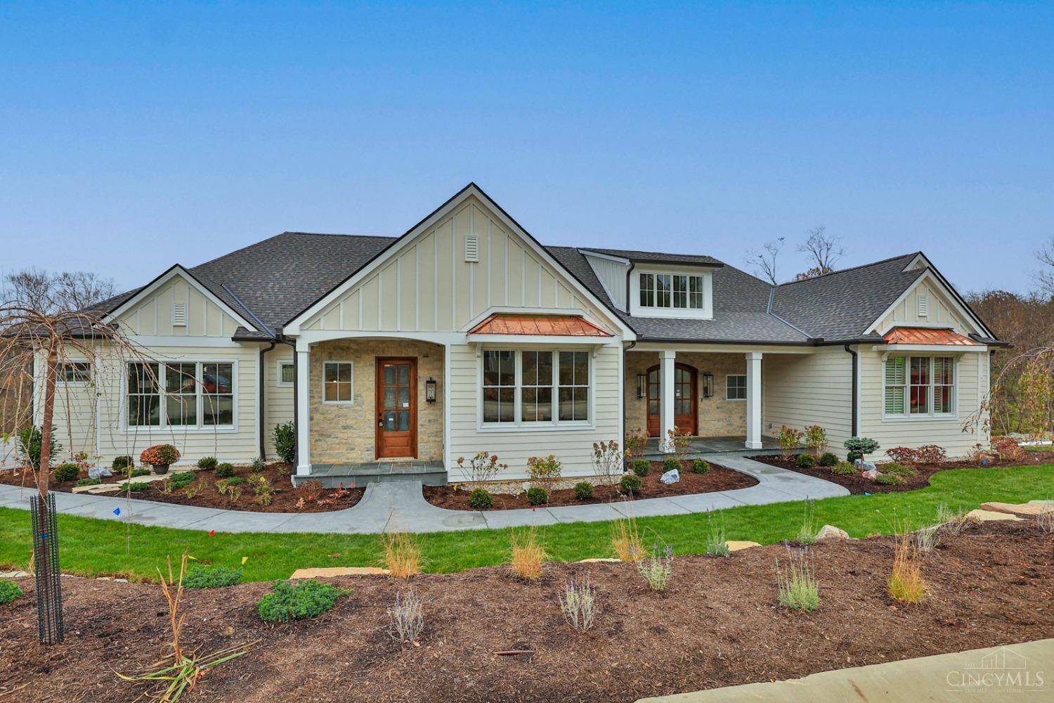 Madeira, OH 45243,5806 Hickory Ct #6