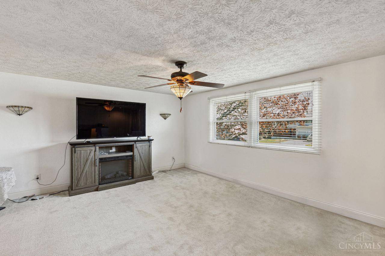 Colerain Twp, OH 45251,2884 Spruceway Dr