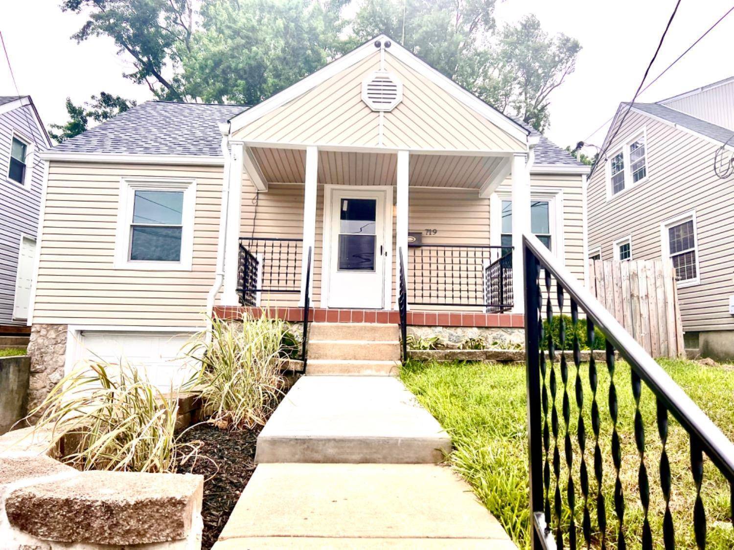 Hamilton, OH 45013,719 Millikin St