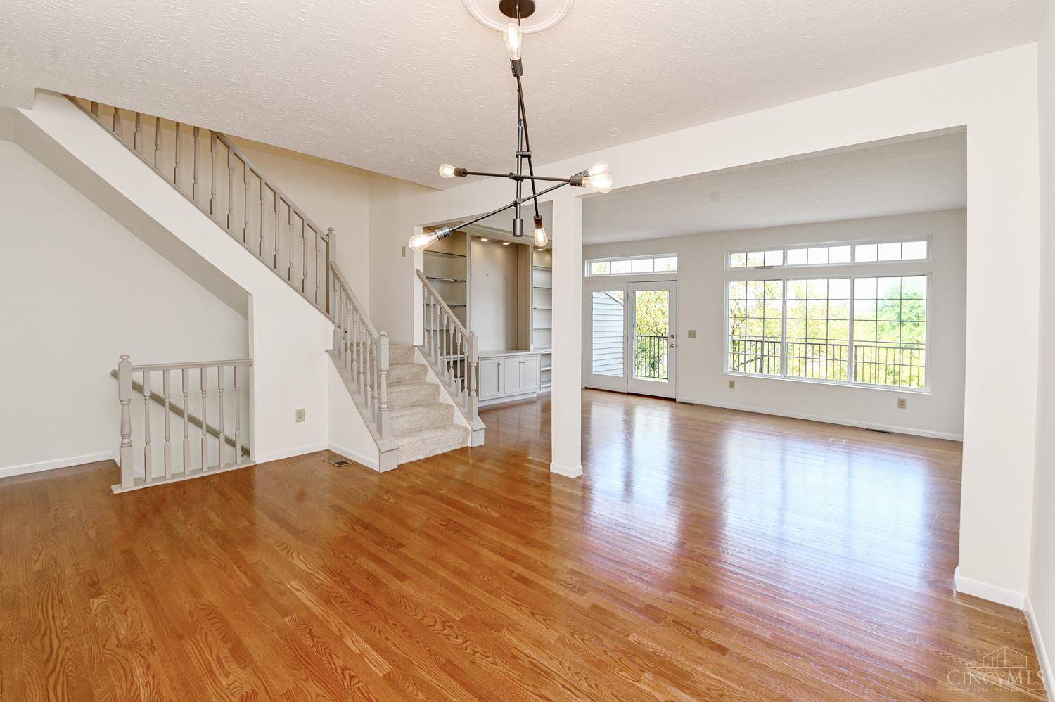 Cincinnati, OH 45230,6414 Silverfox Dr