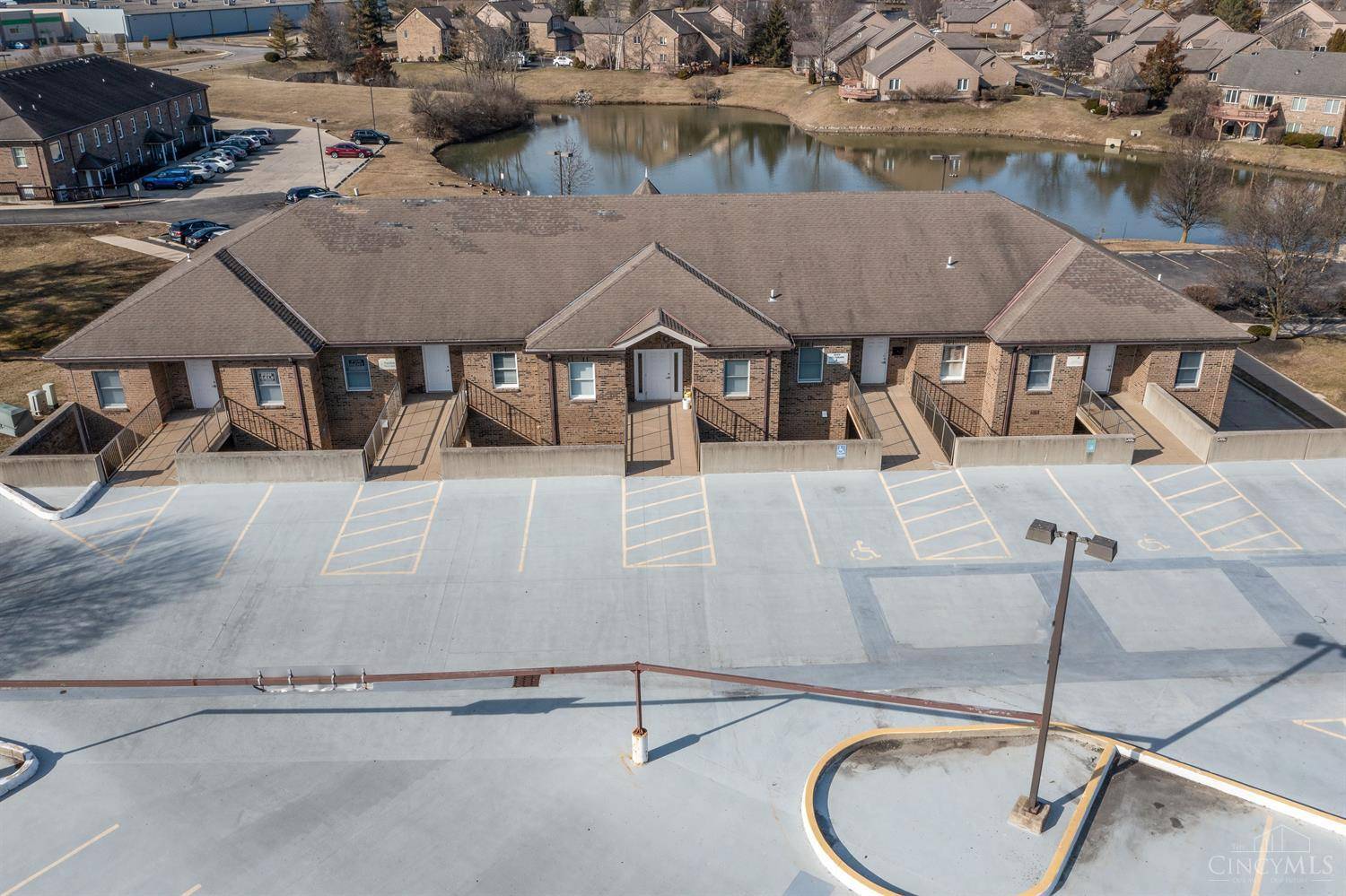 Hamilton, OH 45013,860 NW Washington Blvd #C