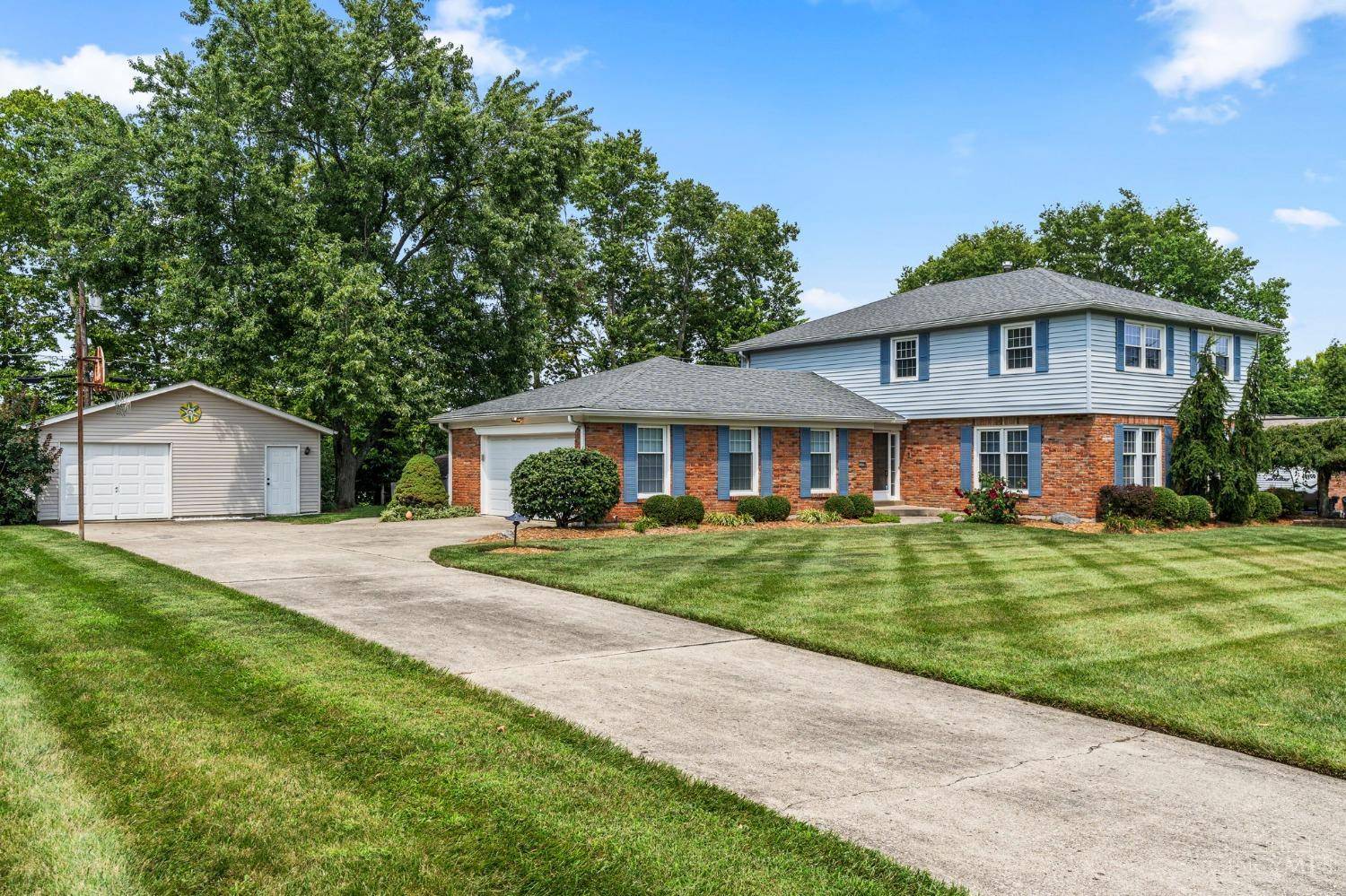 Colerain Twp, OH 45231,2498 Owlcrest Dr