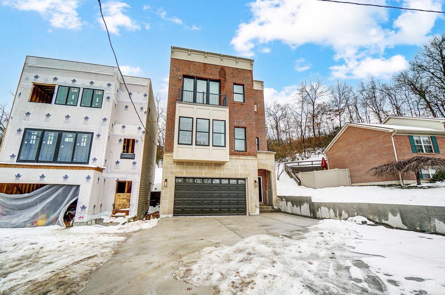 Loveland, OH 45140,619 W Loveland Ave