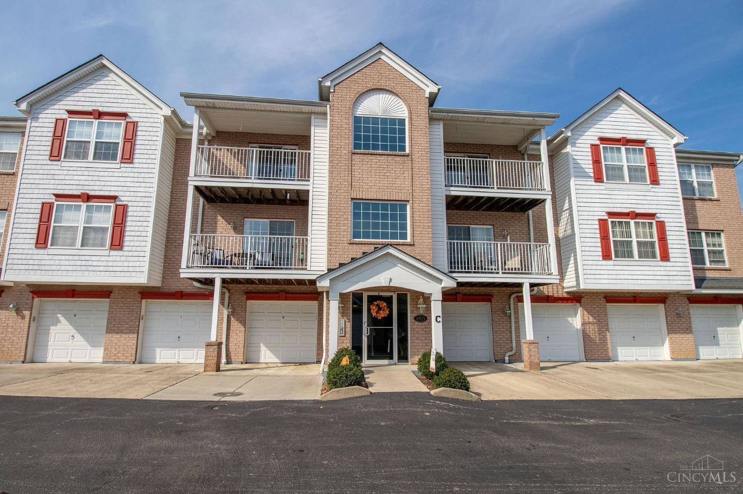 Green Twp, OH 45247,6975 Summit Lake Dr #3