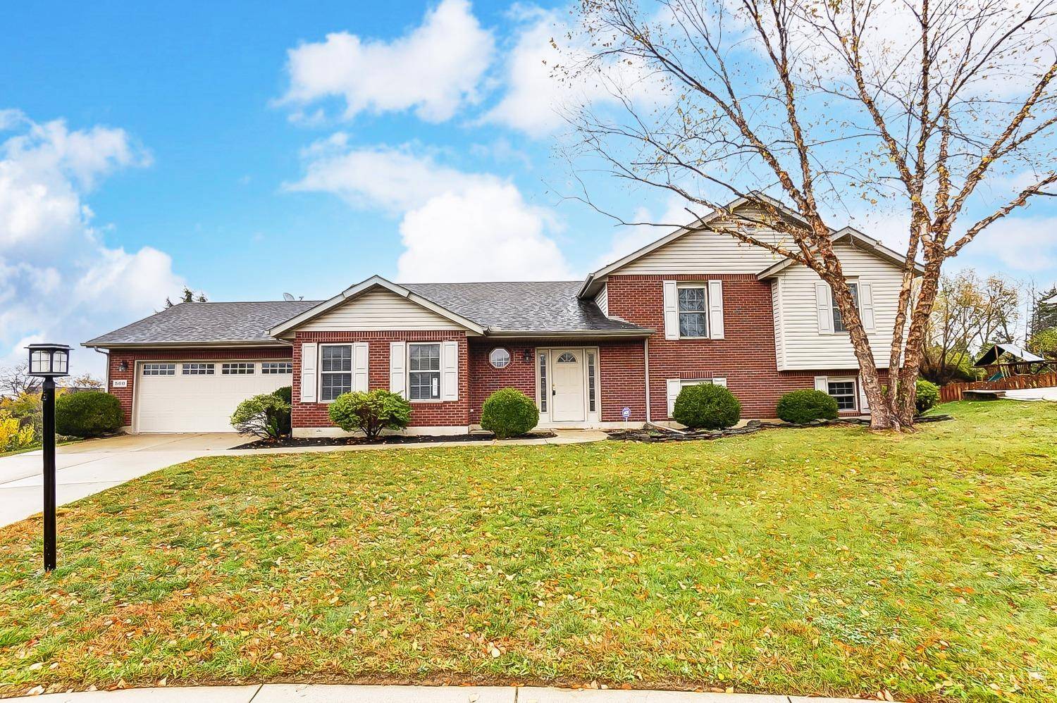 Miamisburg, OH 45342,560 Anthony Ln