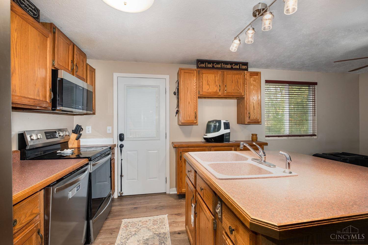 Colerain Twp, OH 45251,10013 Fairglen Dr