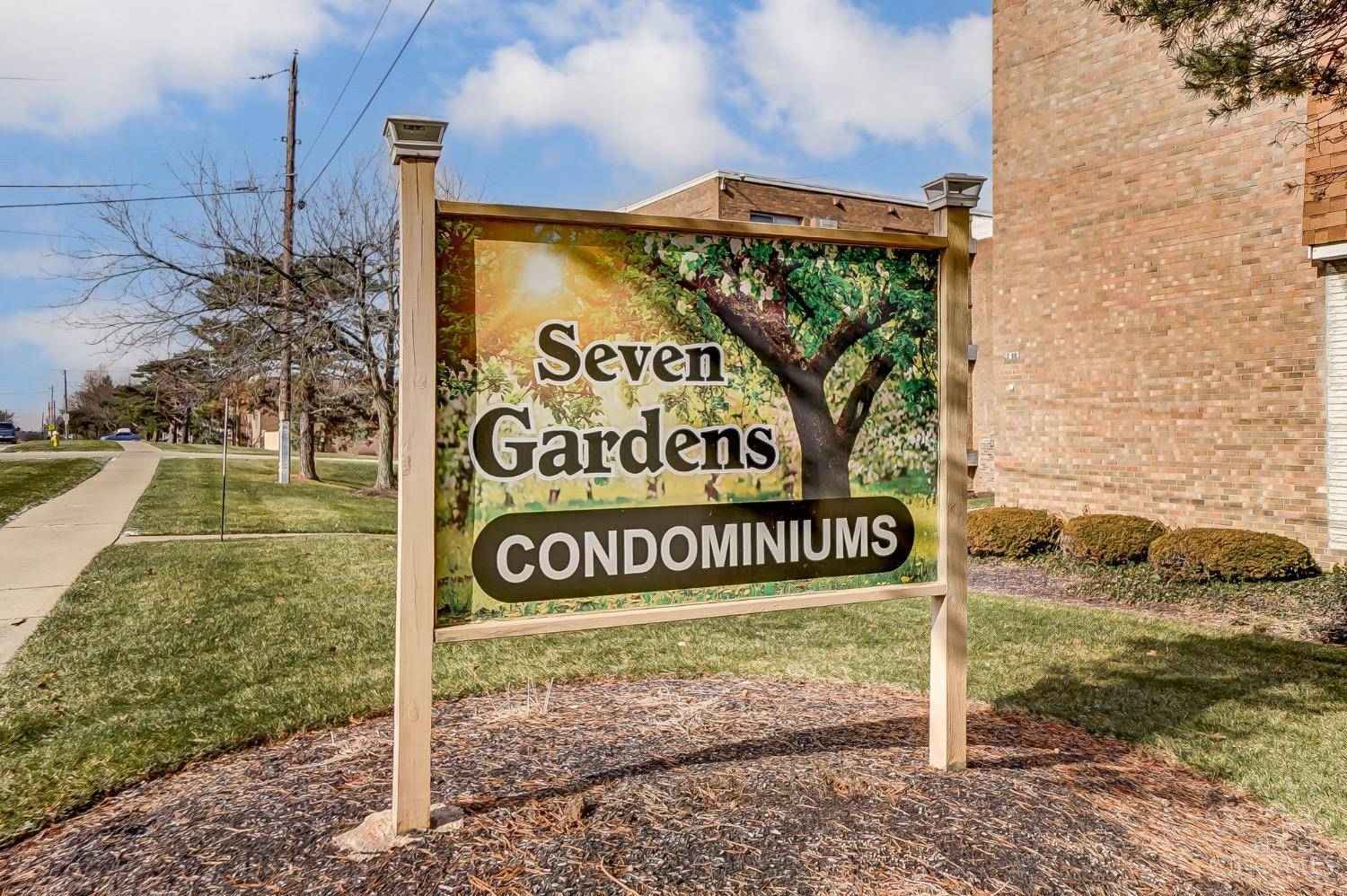 Cheviot, OH 45211,3624 Westwood Northern Blvd #37