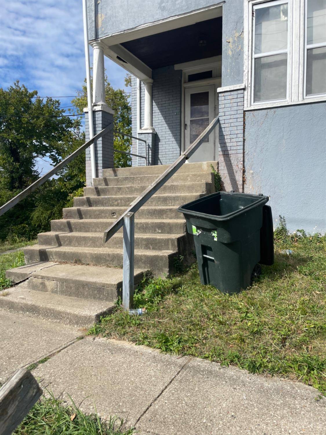 Cincinnati, OH 45229,3901 Dickson Ave
