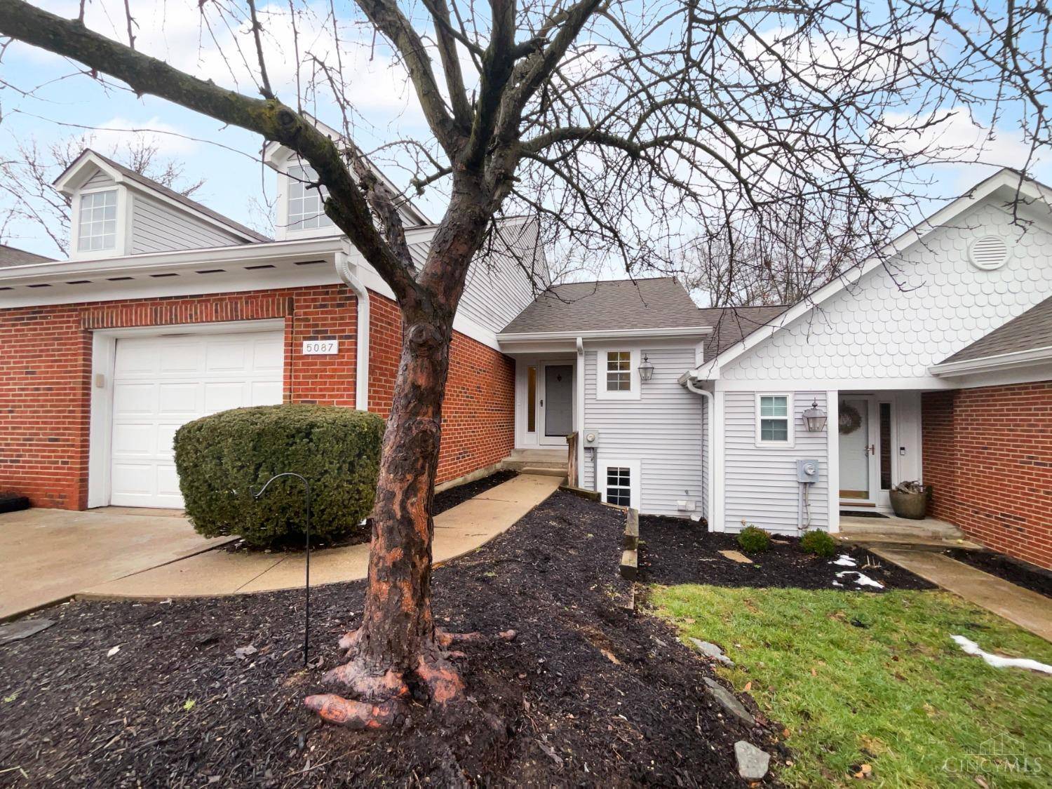 Loveland, OH 45140,5087 White Chapel Ln