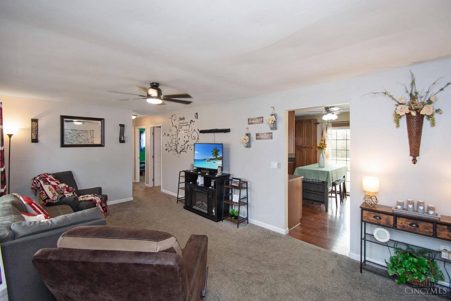Blanchester, OH 45107,7412 Fairview Dr