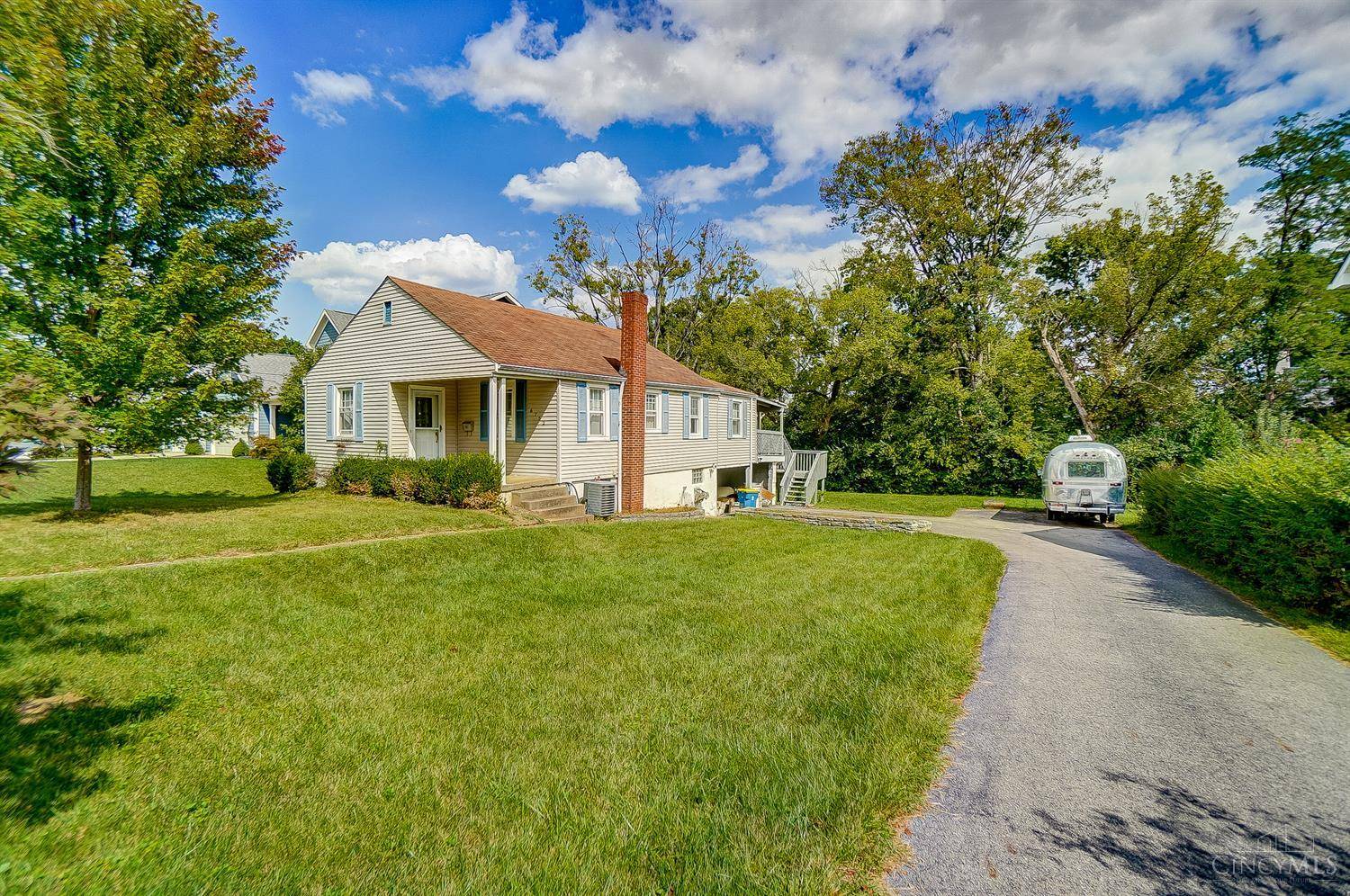 Madeira, OH 45243,6752 Rose Crest Ave