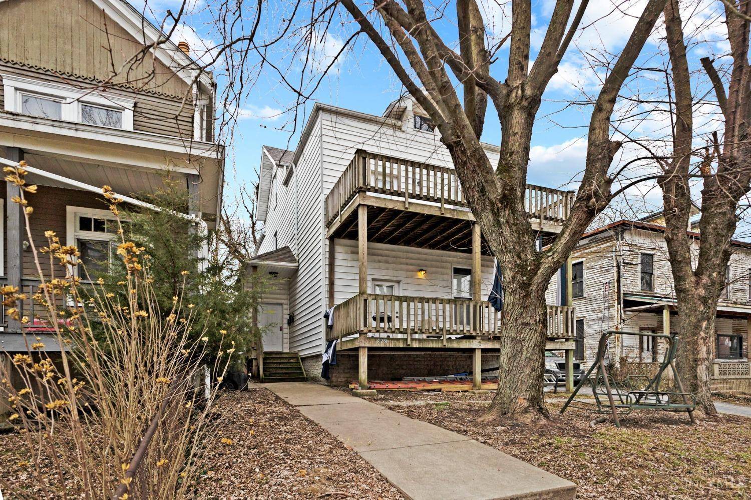 Cincinnati, OH 45204,778 Summit Ave