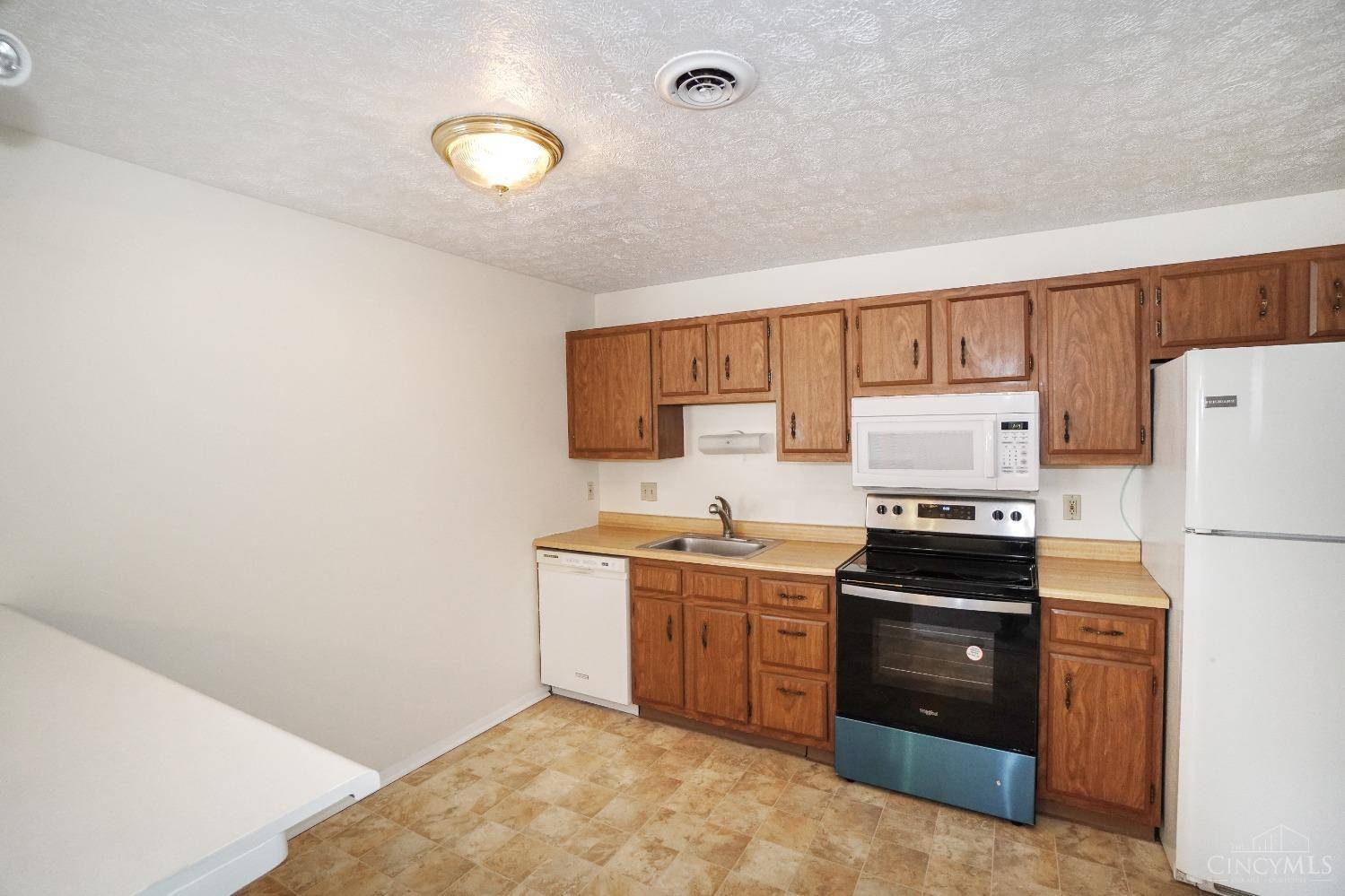 Green Twp, OH 45248,6602 Hearne Rd #40
