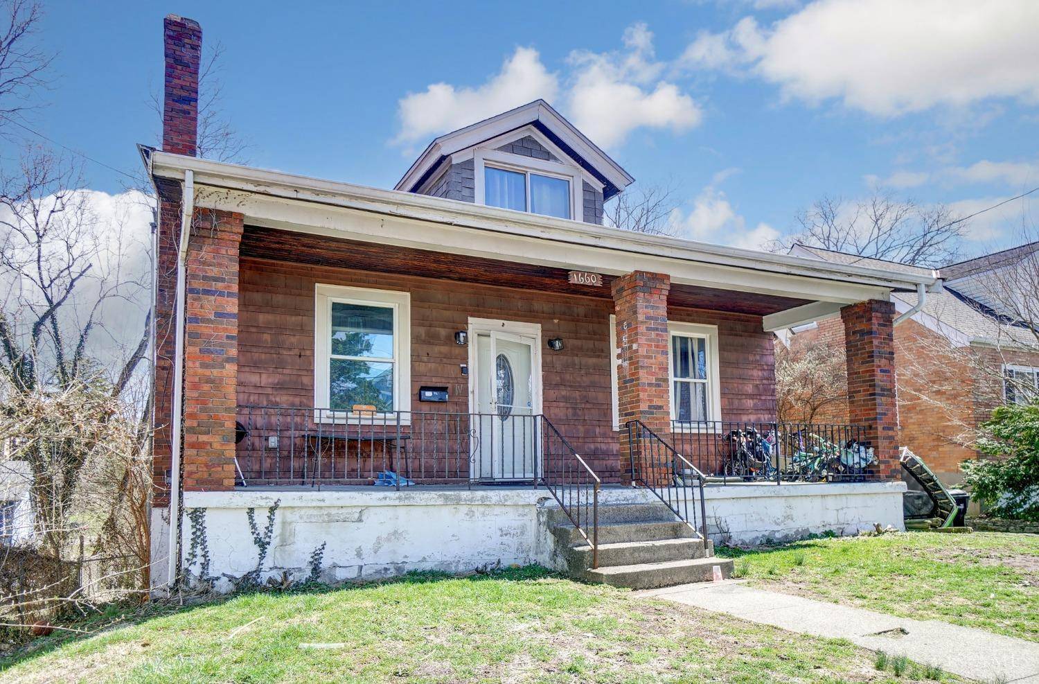 Cincinnati, OH 45205,1660 Dewey Ave