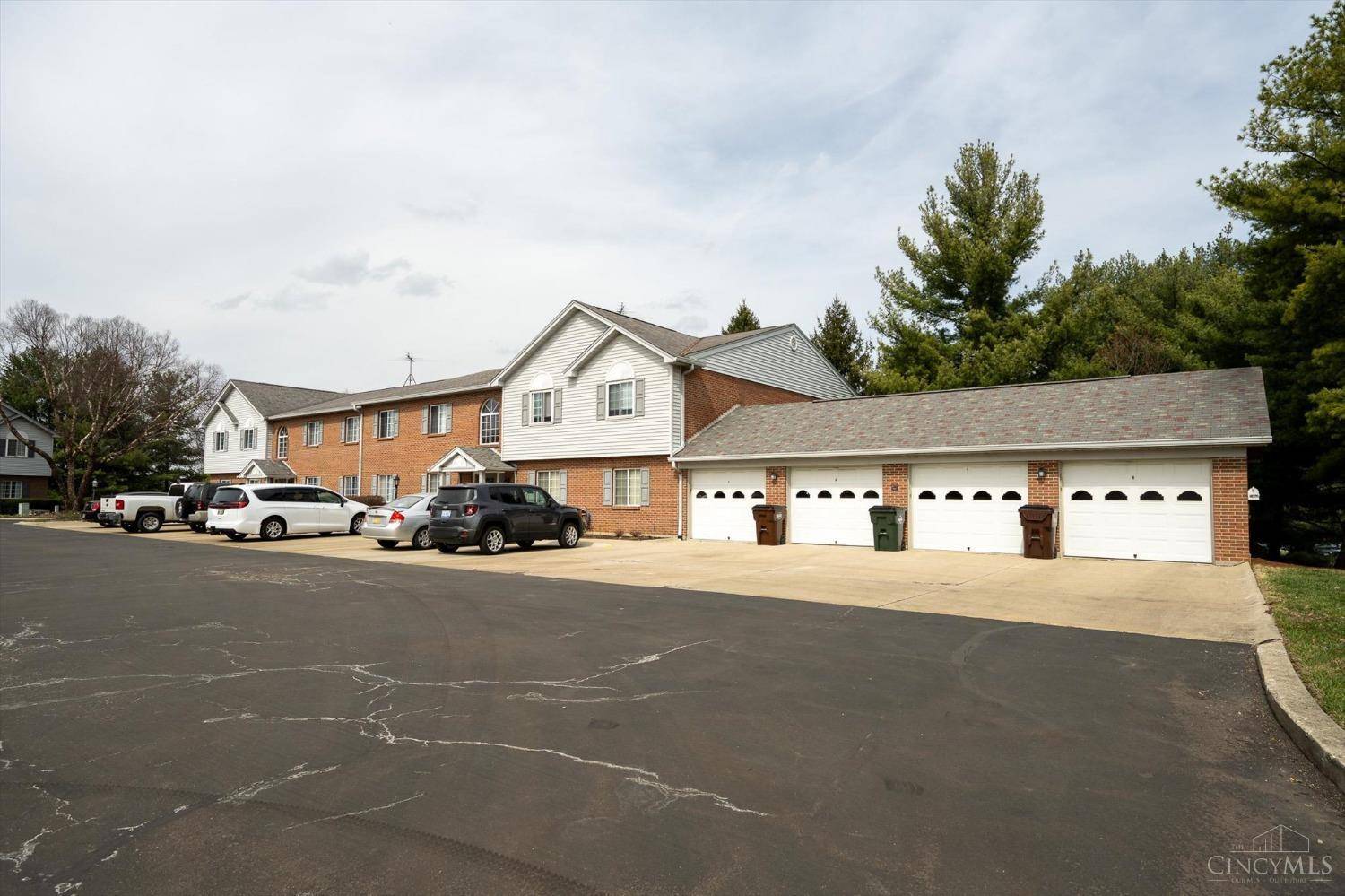 Colerain Twp, OH 45247,7913 Cheviot Rd #27