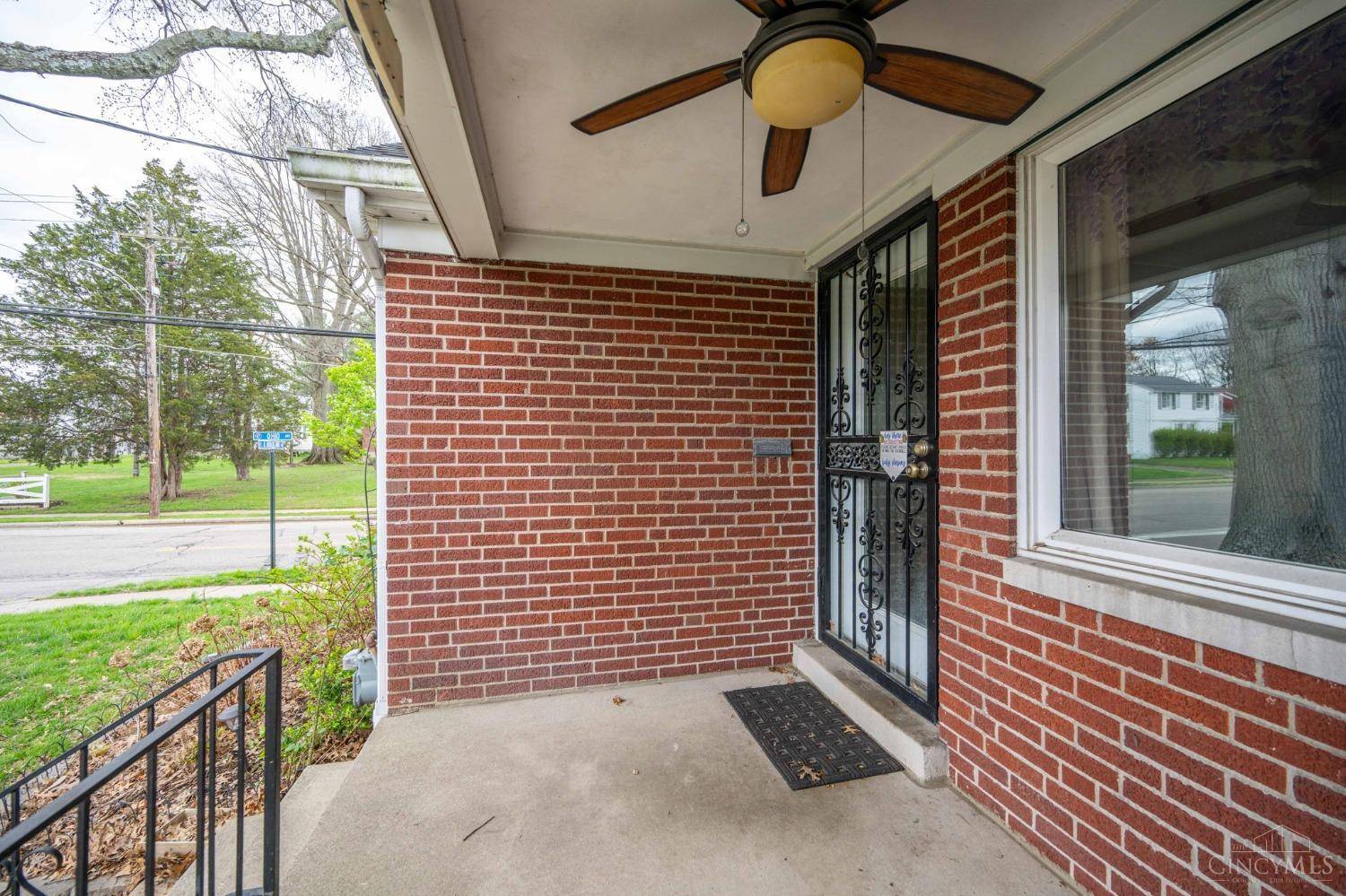 Silverton, OH 45236,3851 N Broadlawn Cir
