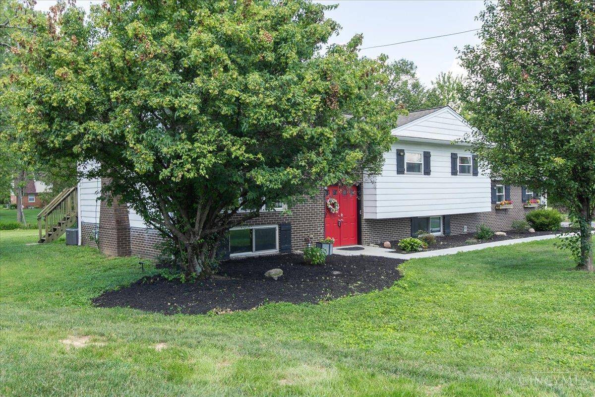 West Chester, OH 45069,7904 Hummingbird Ln