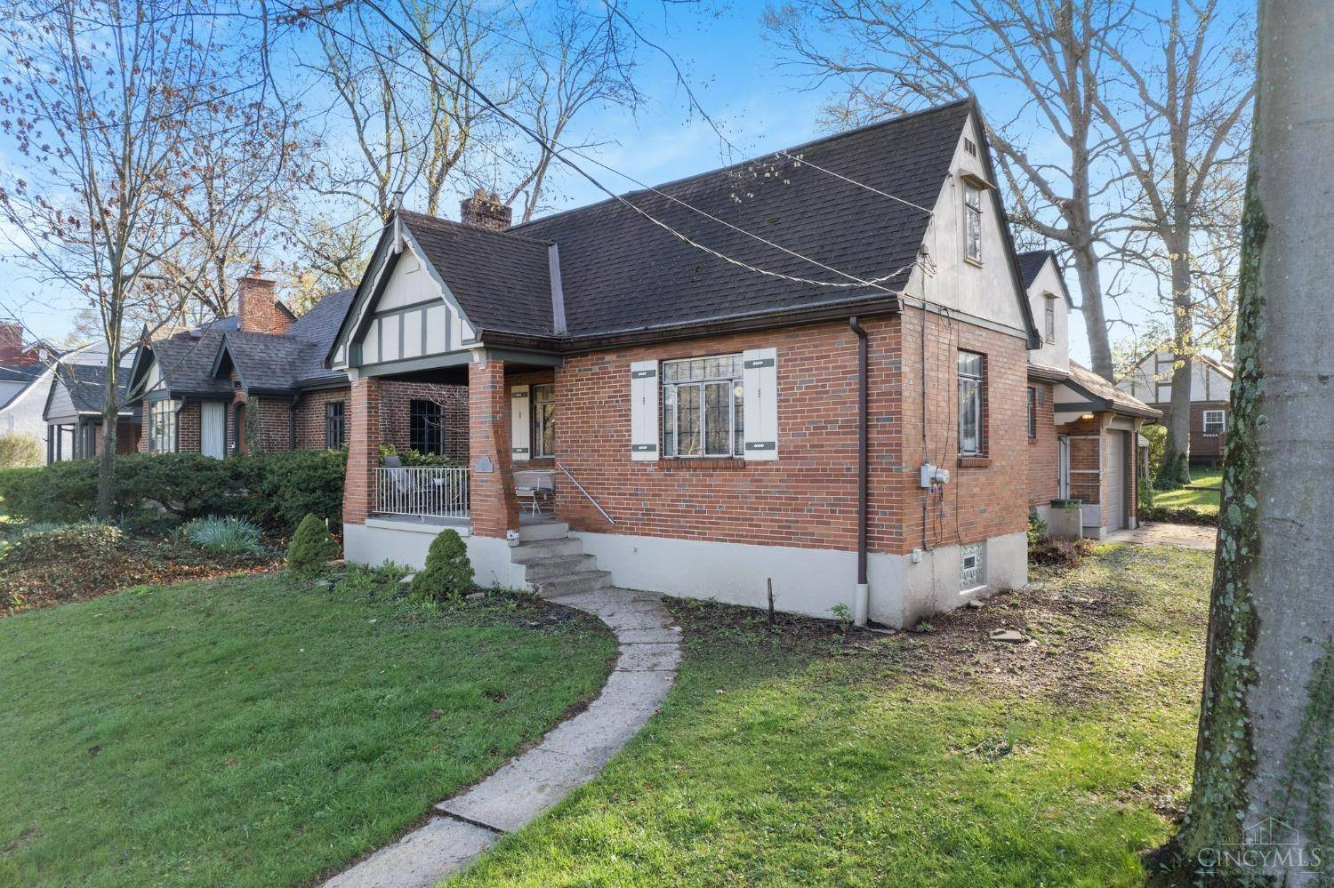 Mariemont, OH 45227,3800 Settle Rd