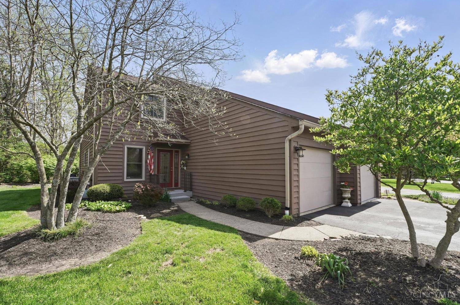 Blue Ash, OH 45242,5364 Hickory Trail Ln