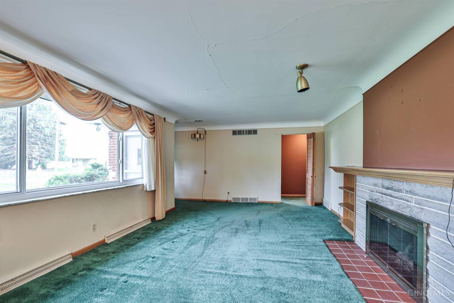 Springfield Twp., OH 45231,10008 Jackpine Ct