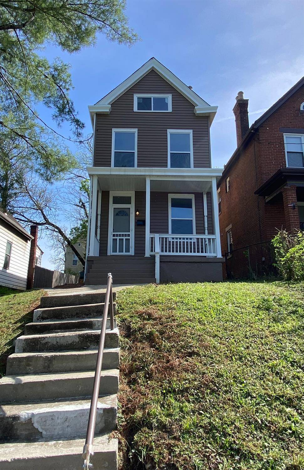Cincinnati, OH 45225,1619 Hopple Ct