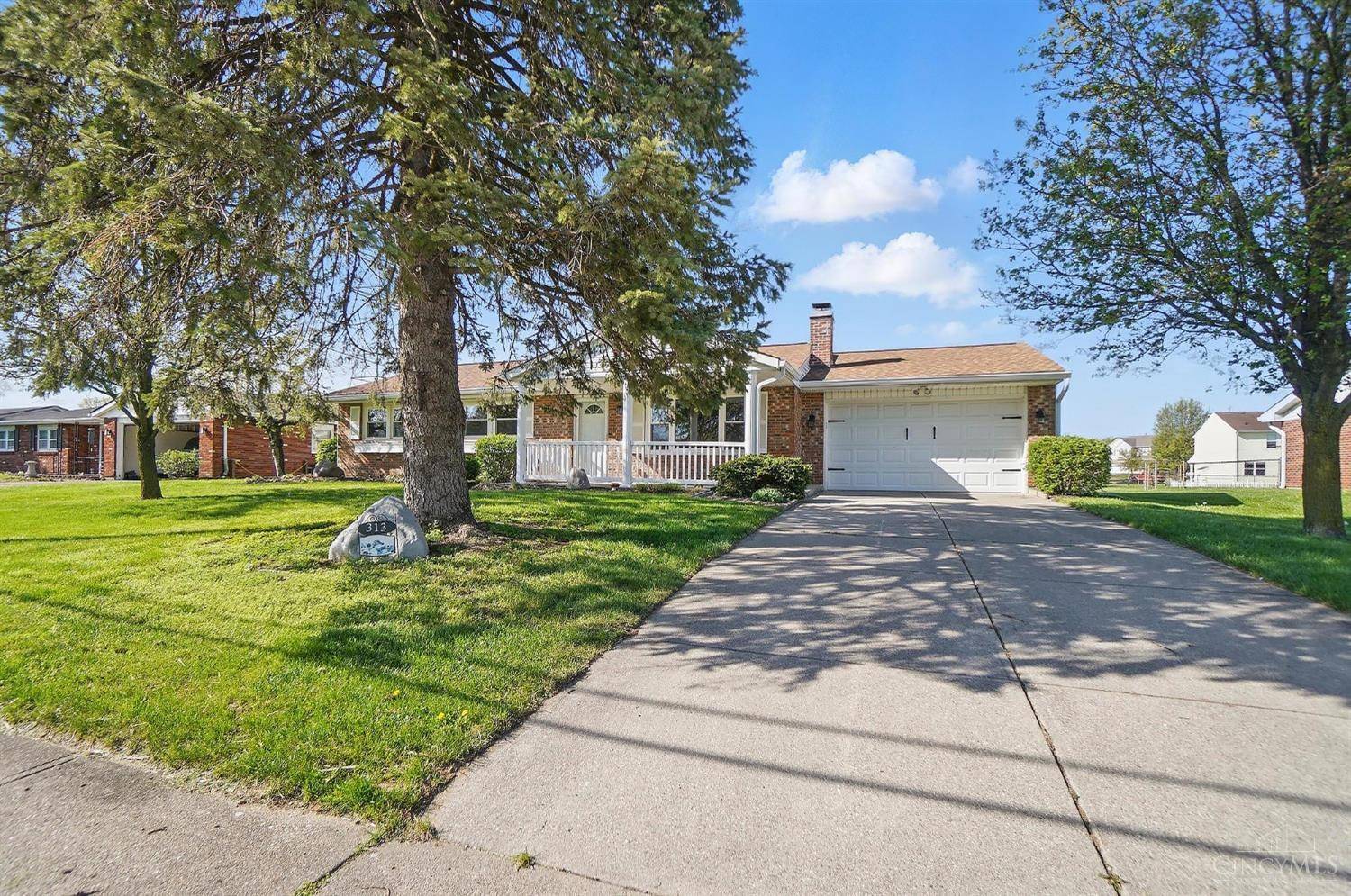 Trenton, OH 45067,313 E Arlington Dr