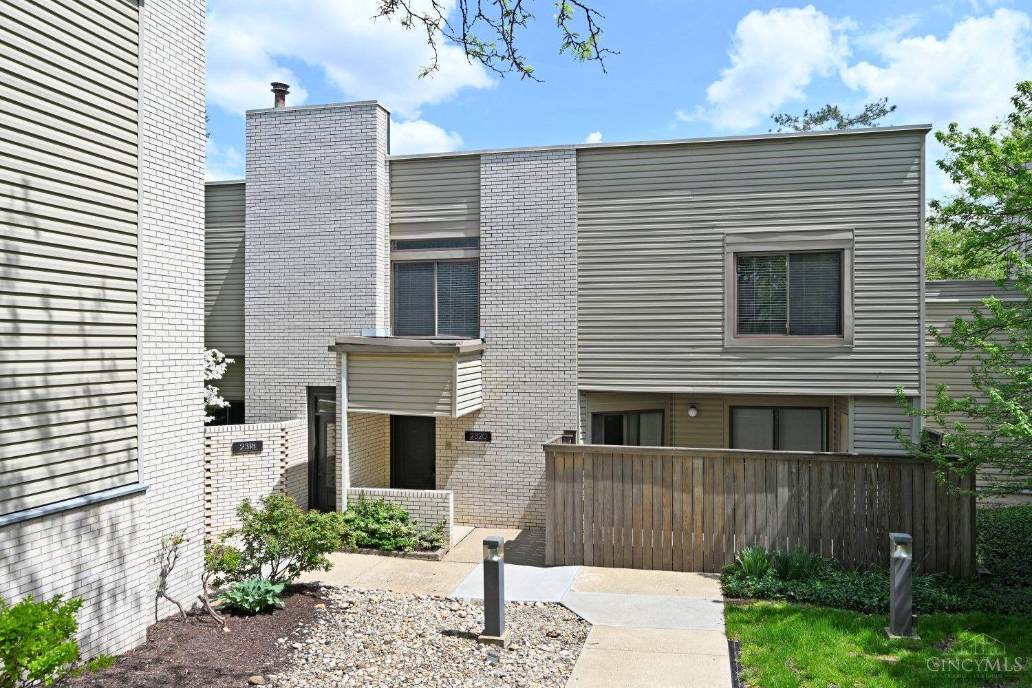 Cincinnati, OH 45208,2320 Dana Ave