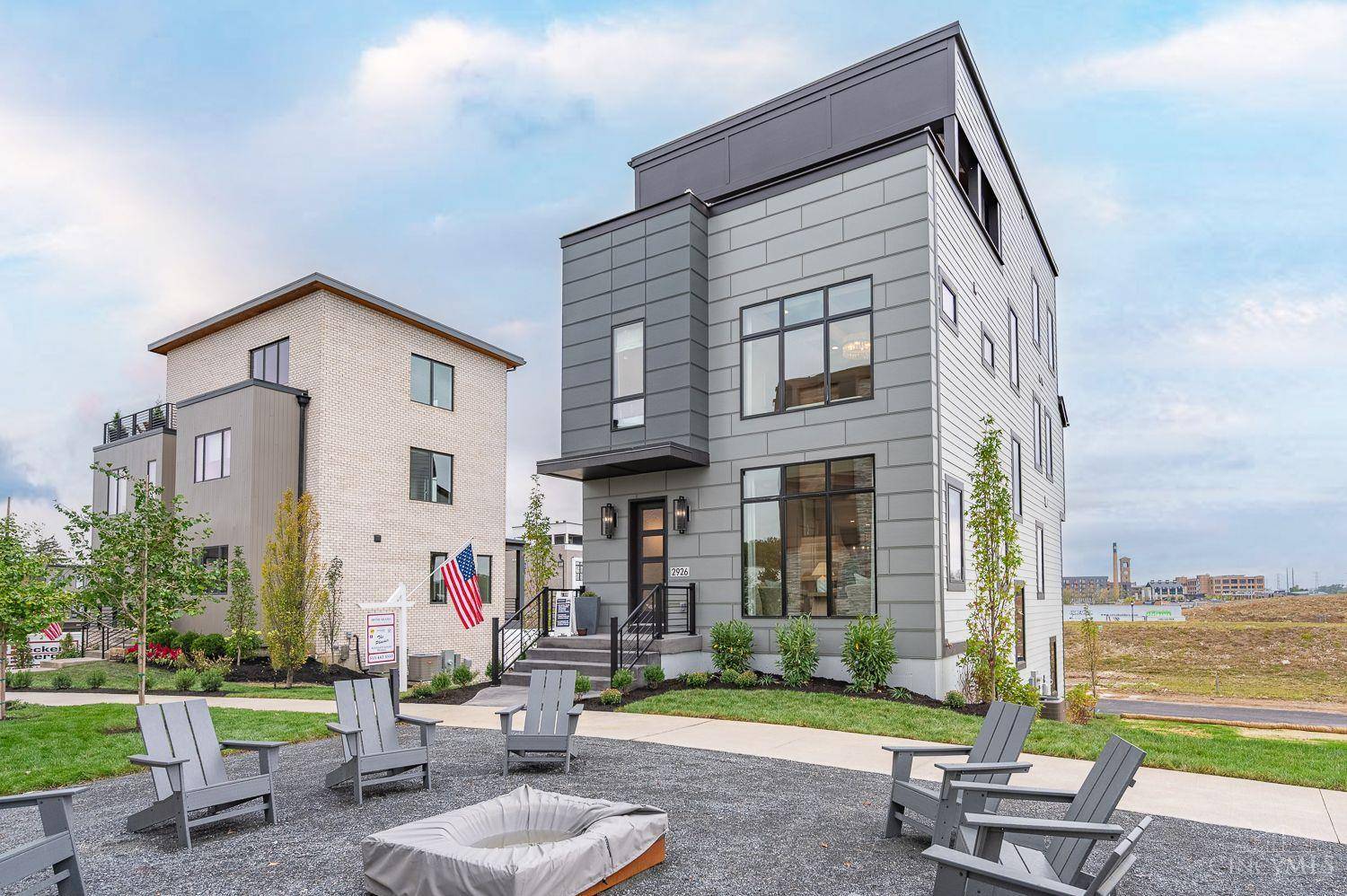 Cincinnati, OH 45209,2926 Three Oaks Ln