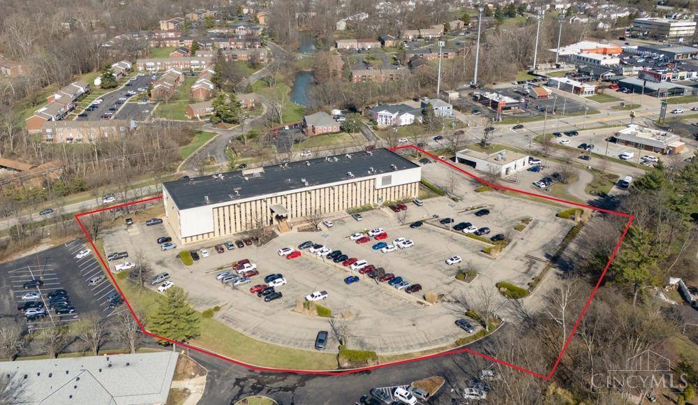 Montgomery, OH 45242,10700 Montgomery Rd