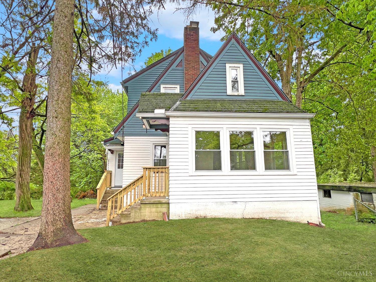 Cincinnati, OH 45230,6137 Benneville St