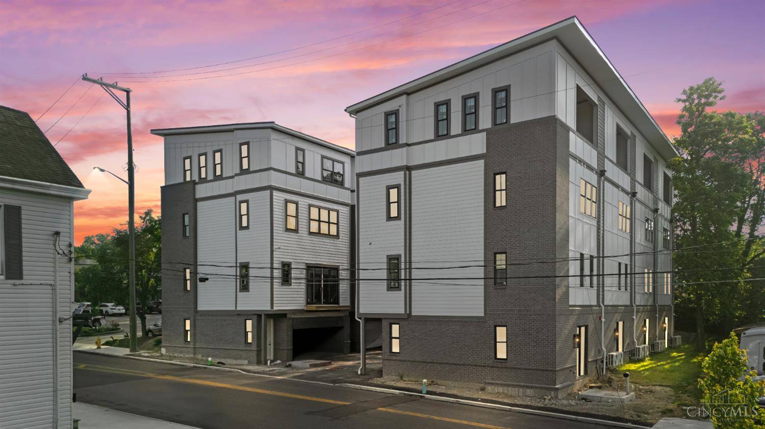 Cincinnati, OH 45209,3725 Isabella Ave #1