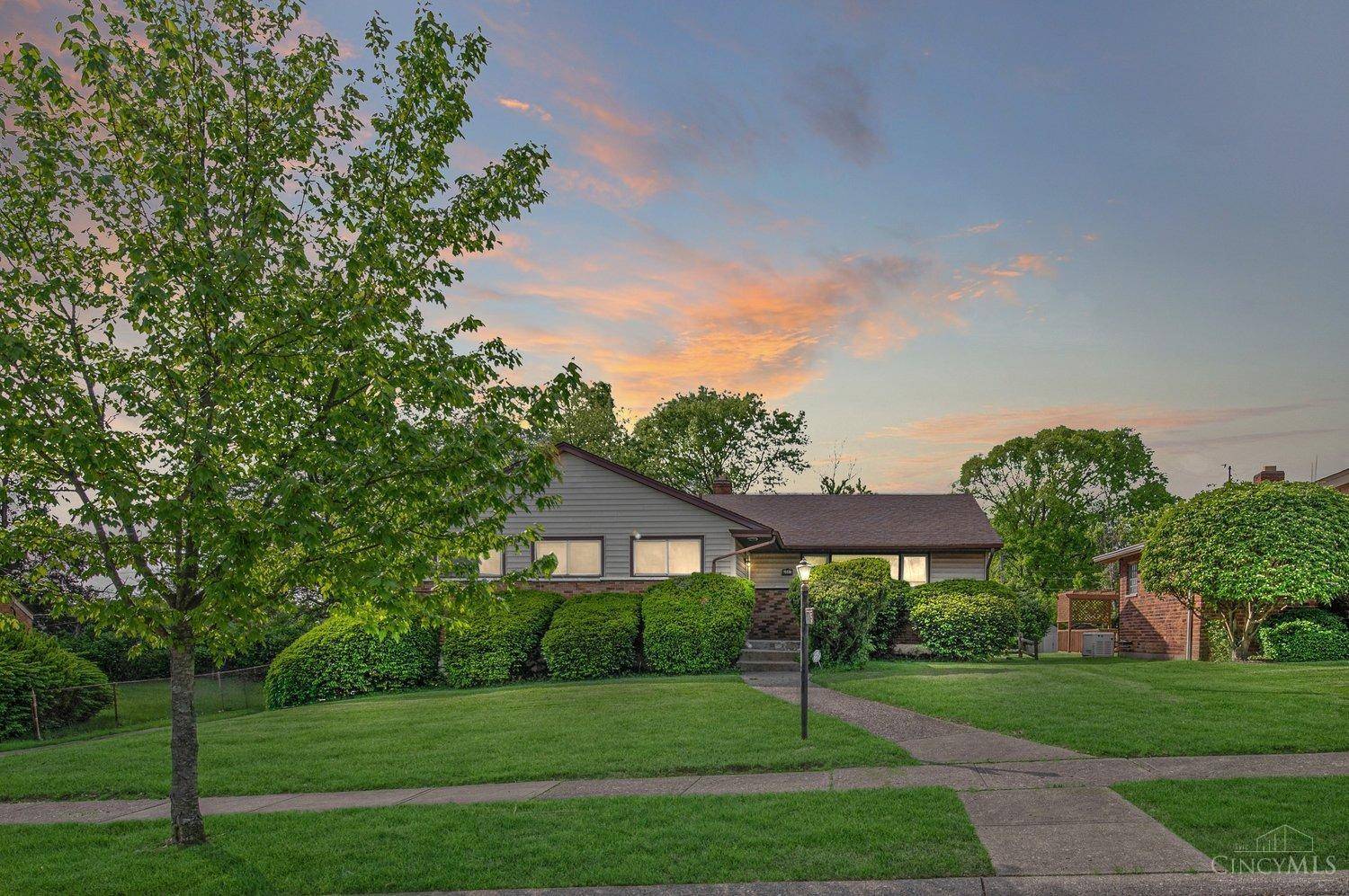 Cincinnati, OH 45224,6085 Capri Dr