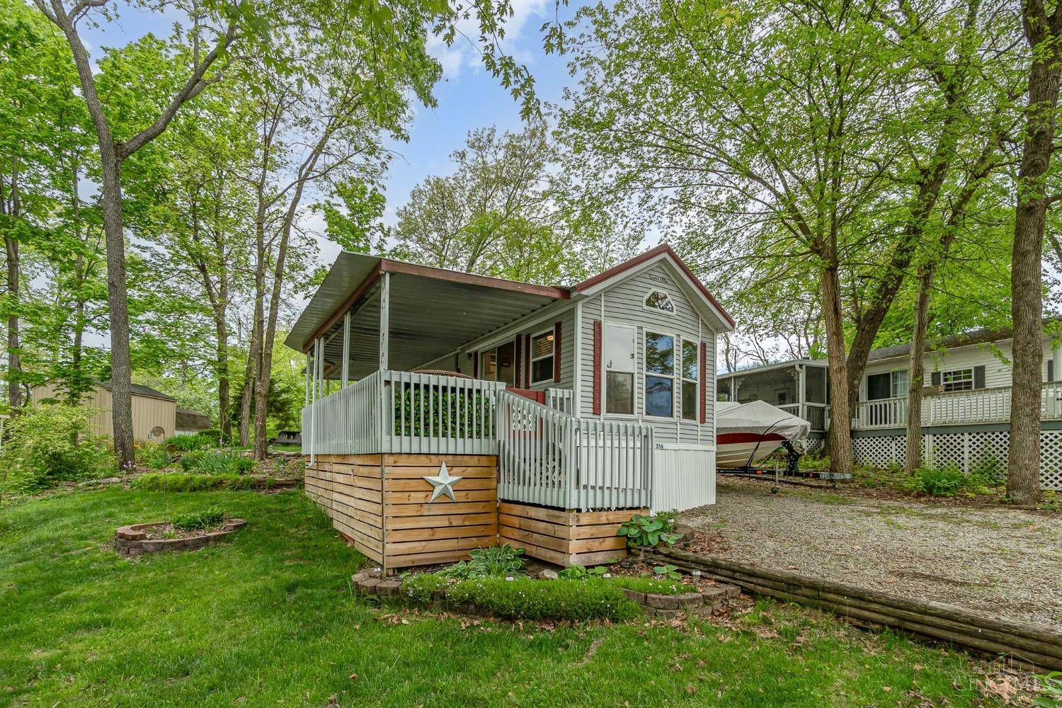 Liberty, IN 47353,314 W Old State Rd 101