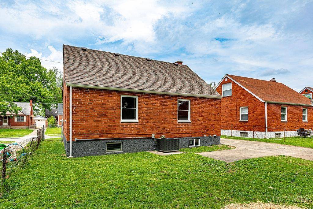 North College Hill, OH 45231,1709 Centerridge Ave