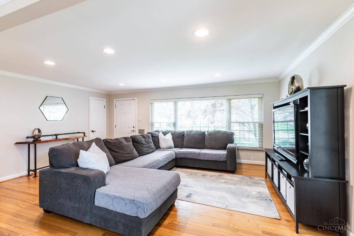 Cincinnati, OH 45227,5068 W Eastwood Cir