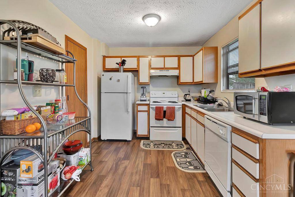 West Chester, OH 45069,7956 Bobtail Ct