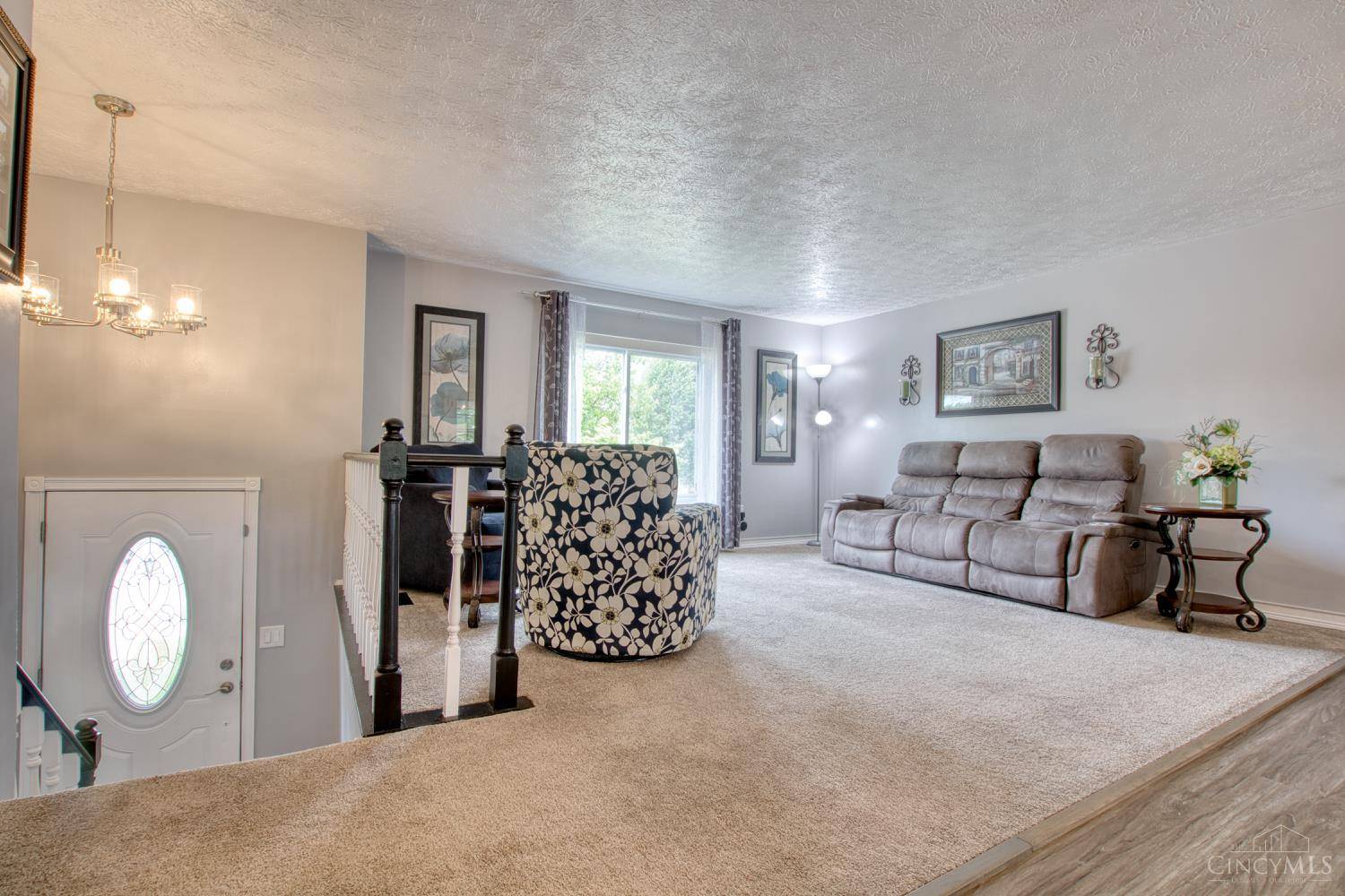 Harrison, OH 45030,687 Ridgeview Dr